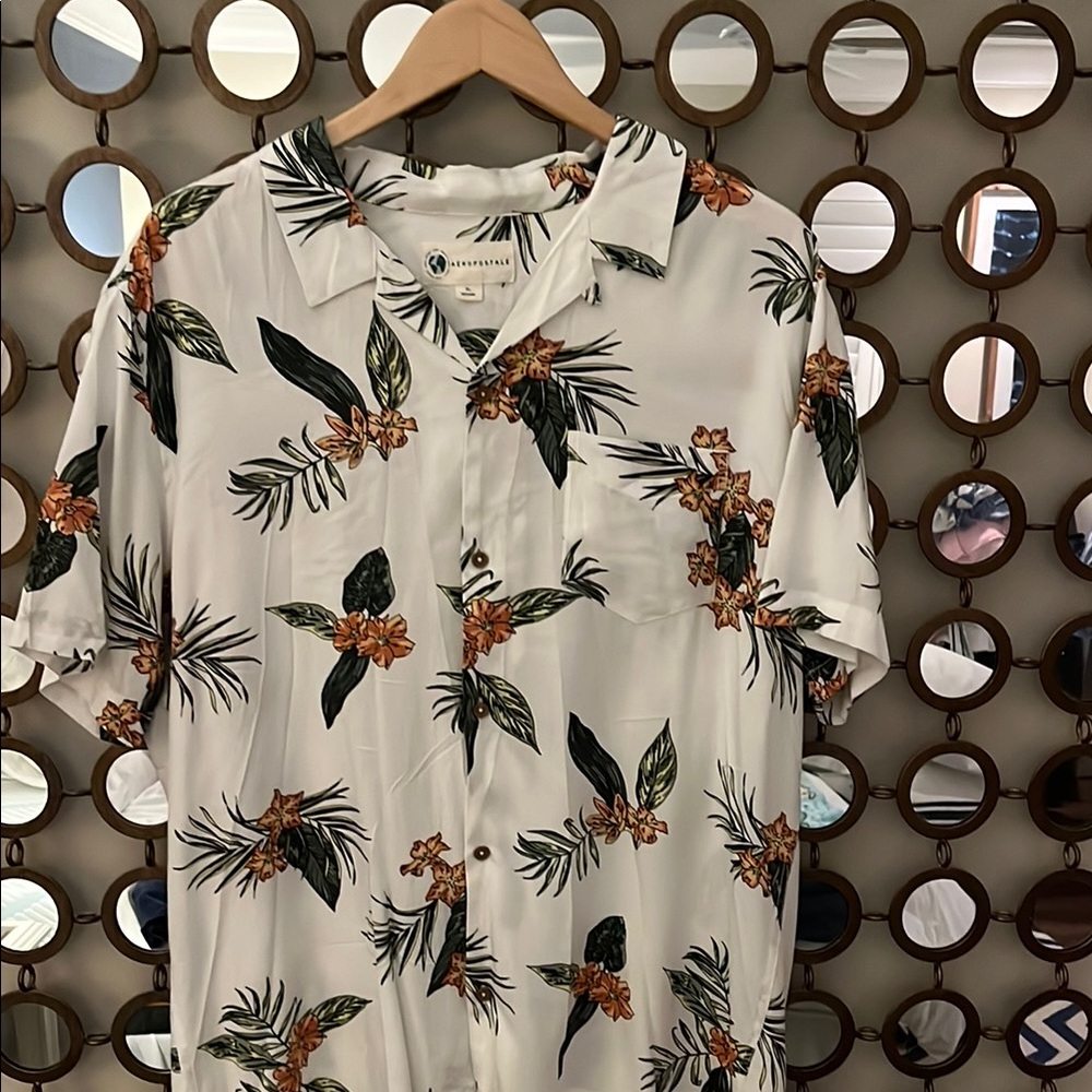 Aeropostale White and Green Casual Button Down Shirt